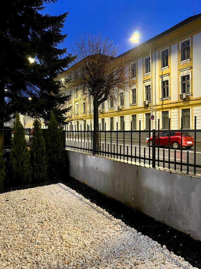 Luxor Ultra-Central Apartments Sibiu Exterior foto