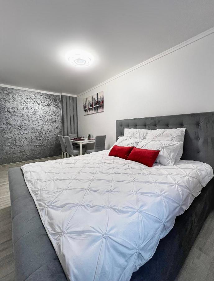 Luxor Ultra-Central Apartments Sibiu Exterior foto