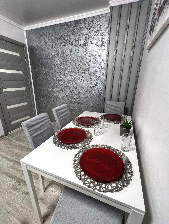 Luxor Ultra-Central Apartments Sibiu Exterior foto