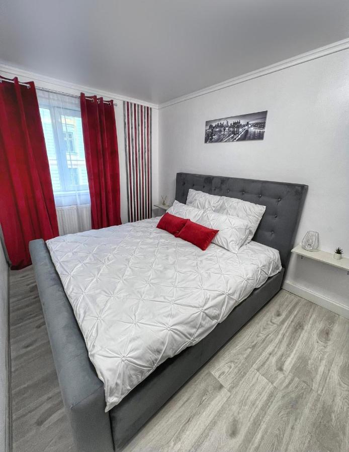 Luxor Ultra-Central Apartments Sibiu Exterior foto